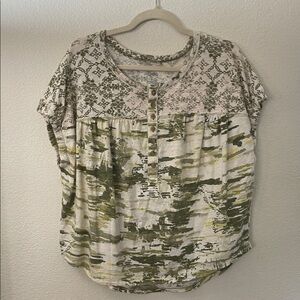 Pilcro Olive and Cream Mixed-Print Short Sleeve Henley Tee